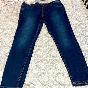 Womens Low Rise Dark Wash Jeggings